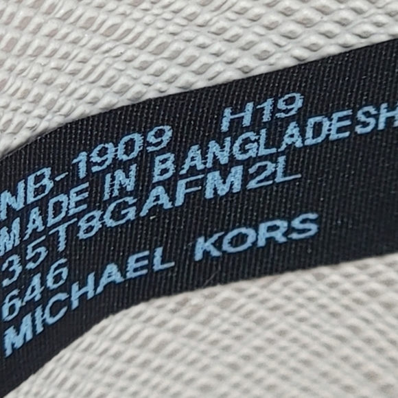 Michael Kors Adele MD Crossbody Red - Picture 7 of 10